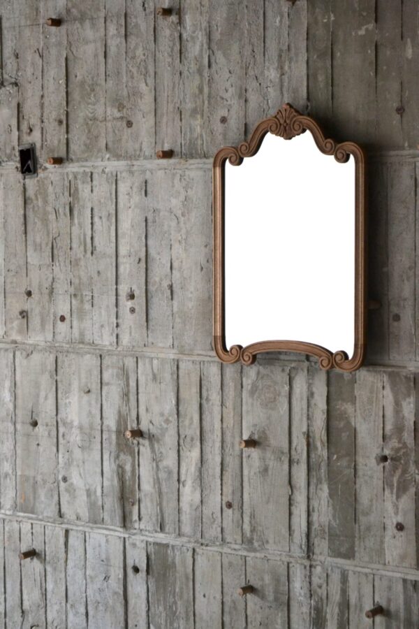 Wall mirror