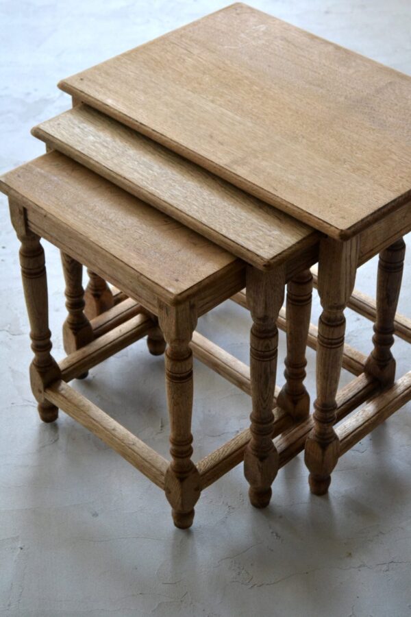 Nest table