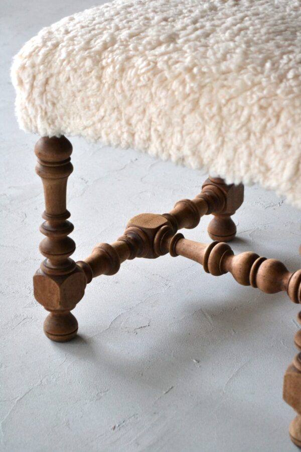 Stool - 画像 (9)