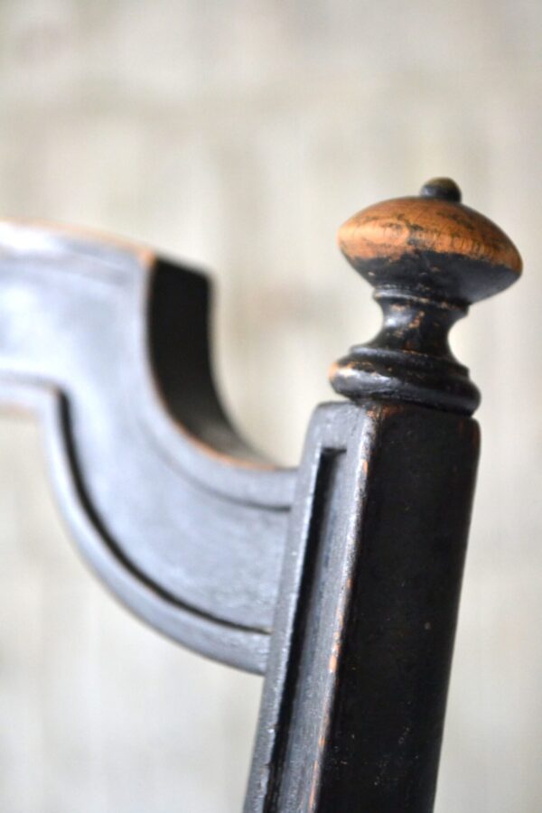 Black chair - 画像 (7)