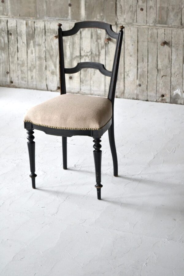 Black chair