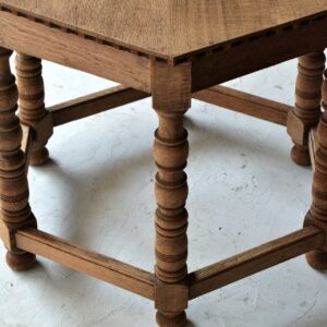 Hexagonal table