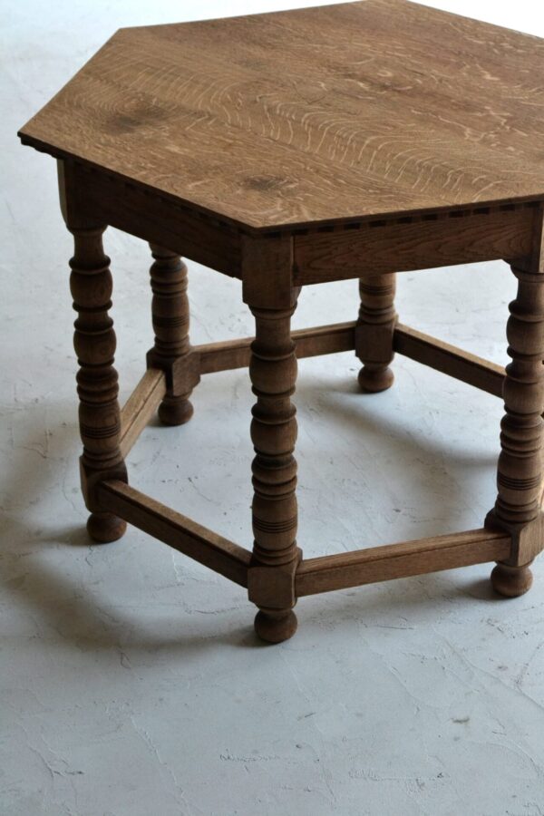 Hexagonal table - 画像 (7)