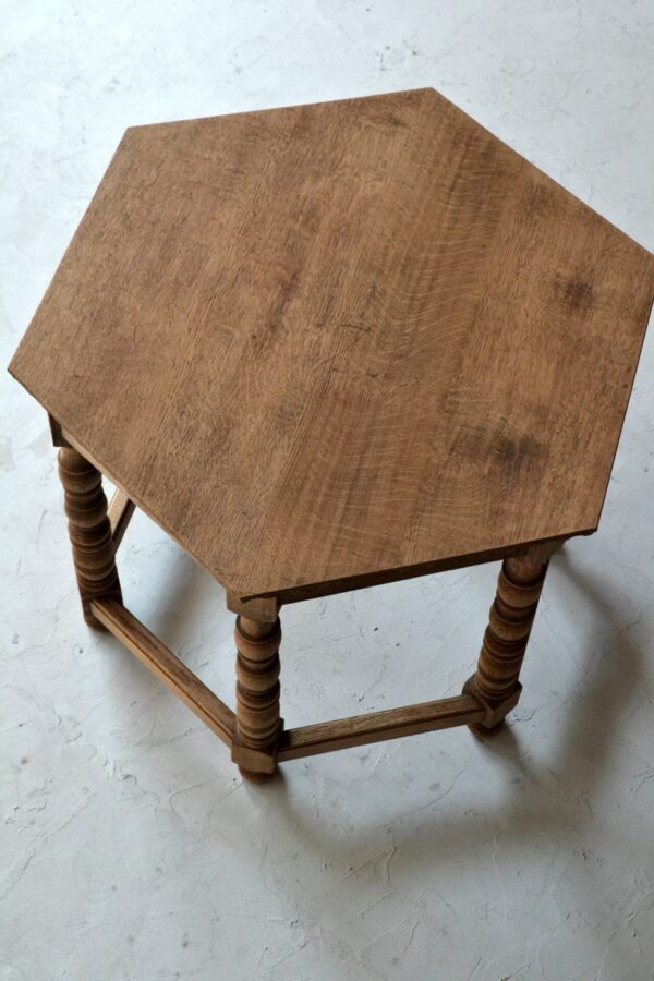 Hexagonal table - 画像 (6)