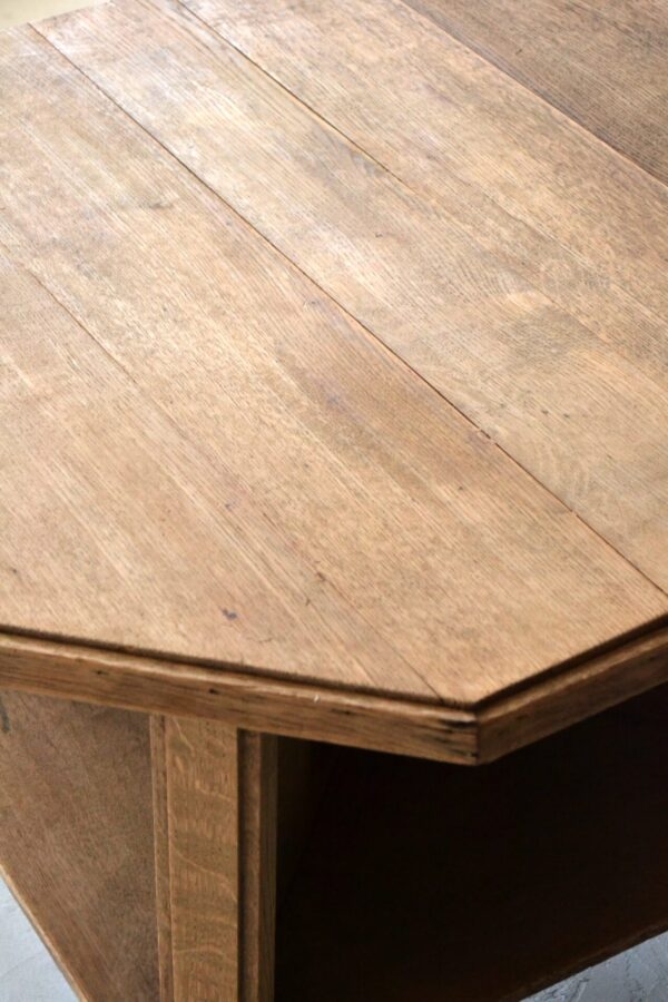 Octagonal table - 画像 (5)