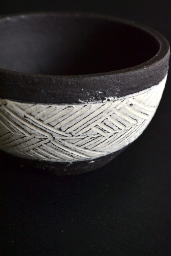 Jomon Sin-1k1 pot black/white