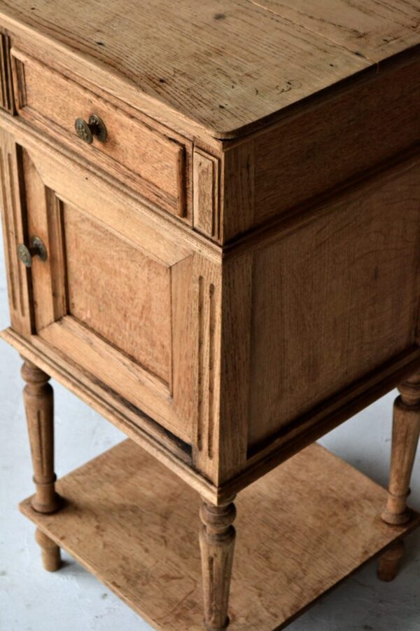 Night table