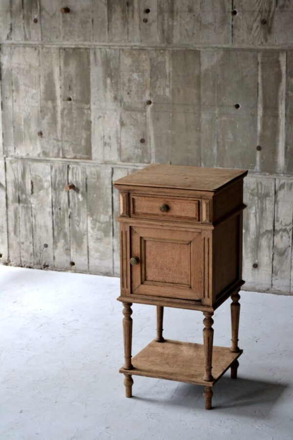 Night table - 画像 (8)