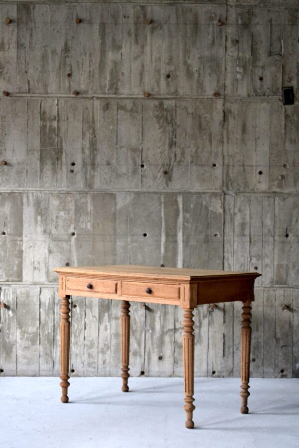 Desk - 画像 (3)