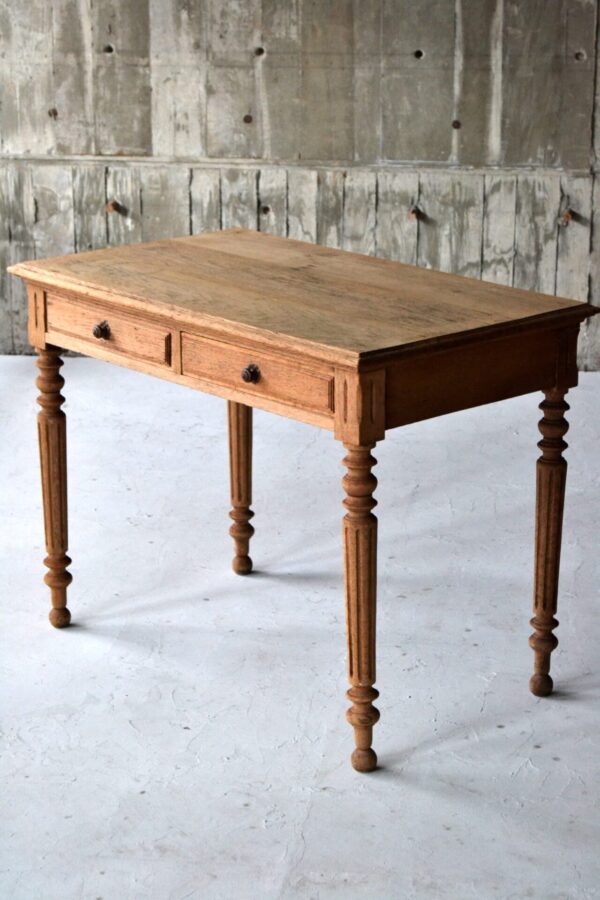 Desk - 画像 (5)