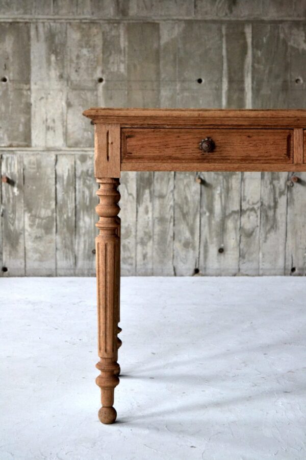 Desk - 画像 (7)