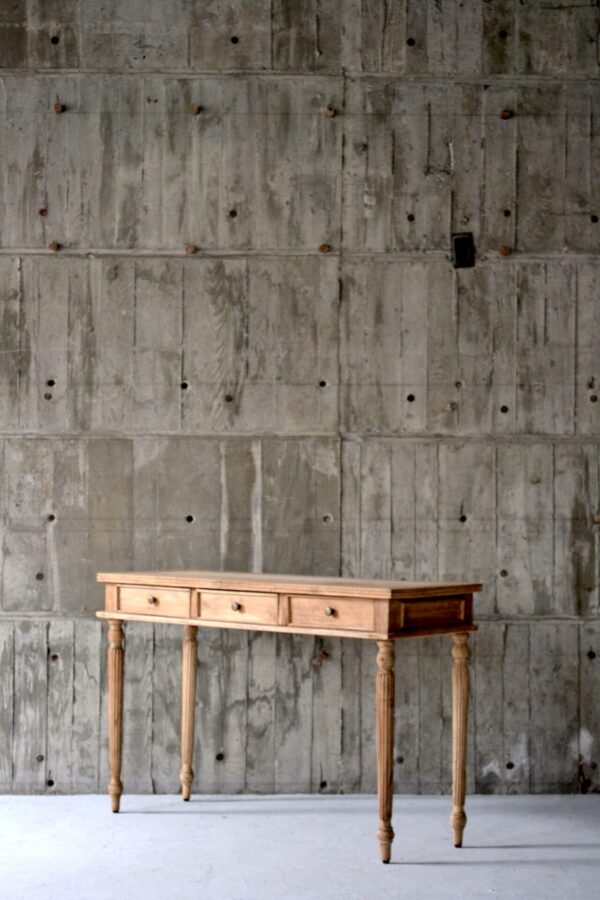 Console table - 画像 (3)