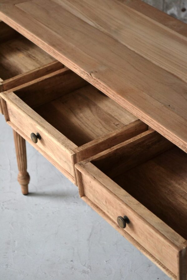 Console table - 画像 (6)