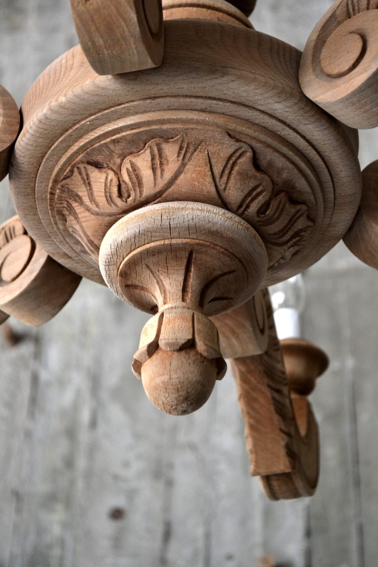 Wooden chandelier - 画像 (9)