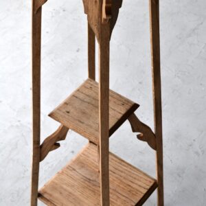 Plant stand